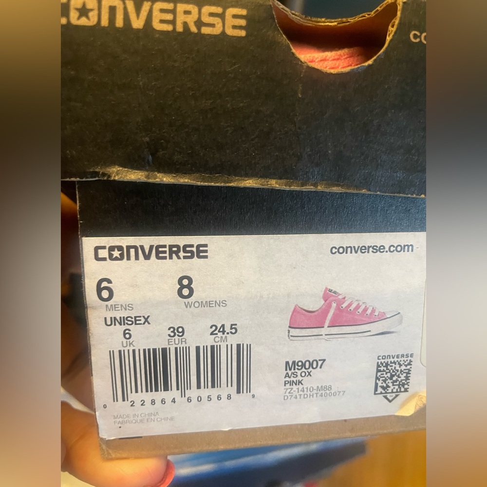 Pink Converse - Picture 3 of 3